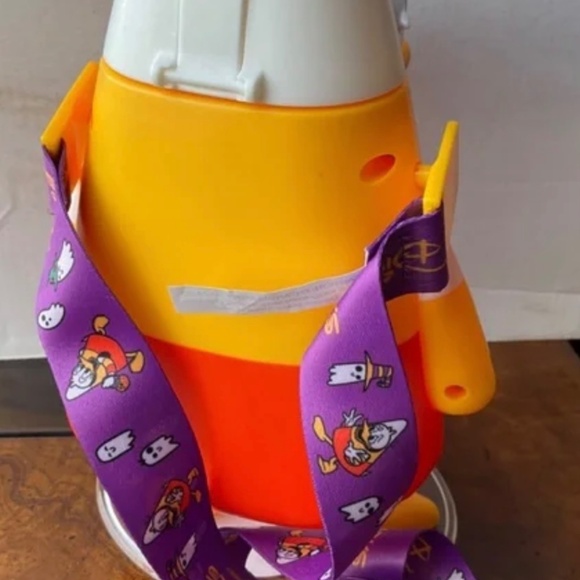 DISNEY  DONALD DUCK   SIPPER CUP COLLECTABLE  NWT - Picture 2 of 3